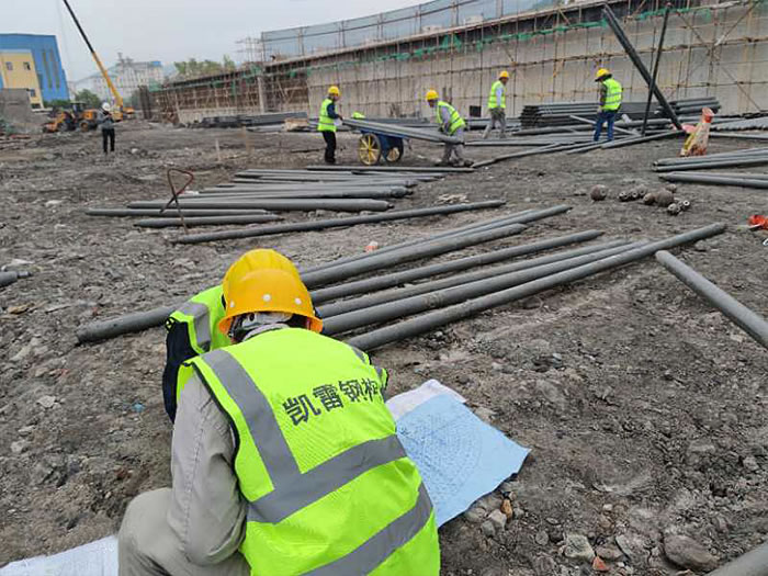 宜州螺栓球网架结构